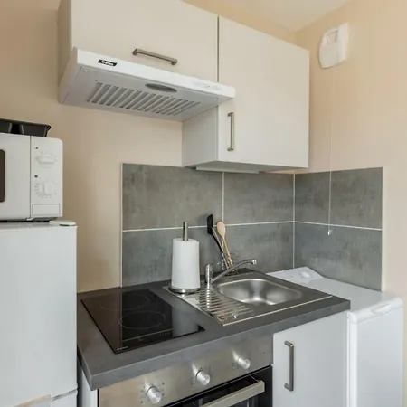 Cozy Studio Close To City-center Apartman Dijon